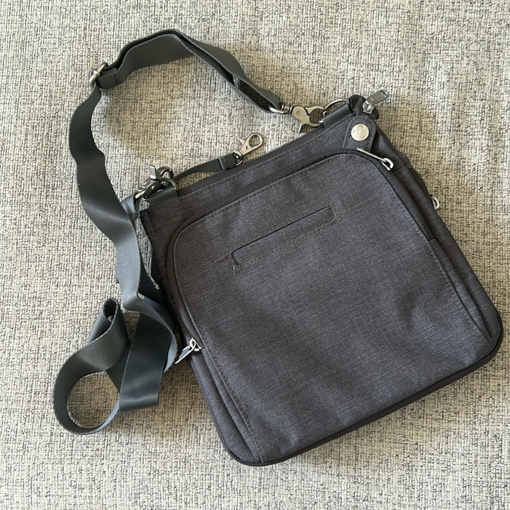 Ebags adjustable purse